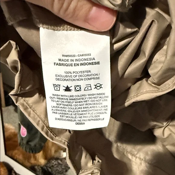 Nike Black, Olive & Tan Colorblock Pullover Anorak - Picture 6 of 7